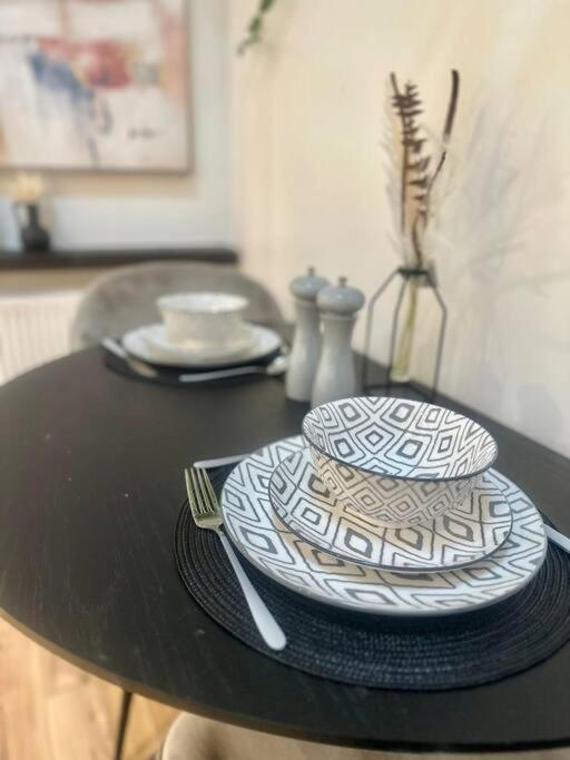 Cosy Stylish Studio Apartment Троубридж Экстерьер фото