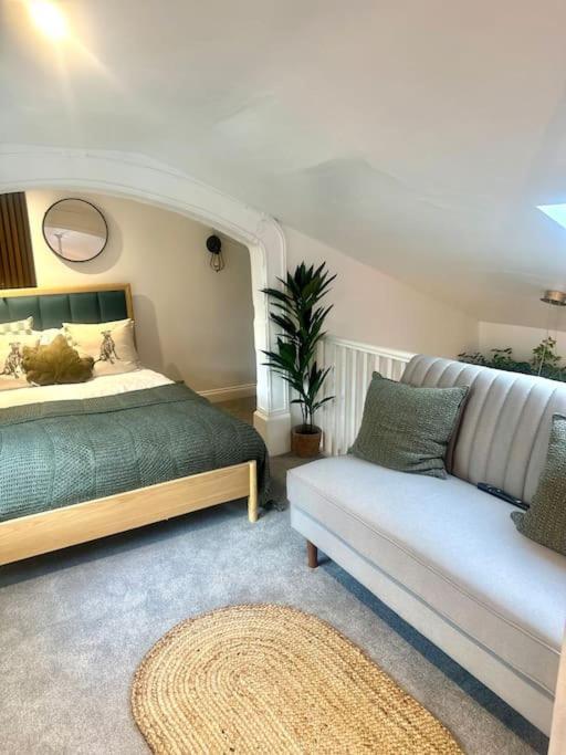 Cosy Stylish Studio Apartment Троубридж Экстерьер фото